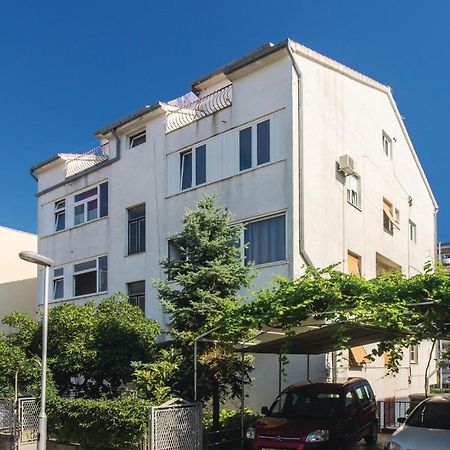 Cozy Apartment In Split With Kitchenette 외부 사진