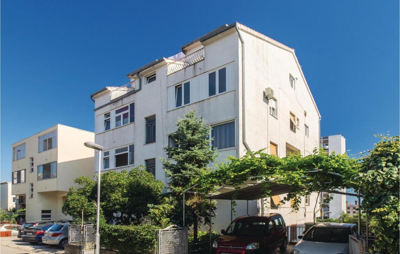 Cozy Apartment In Split With Kitchenette 외부 사진