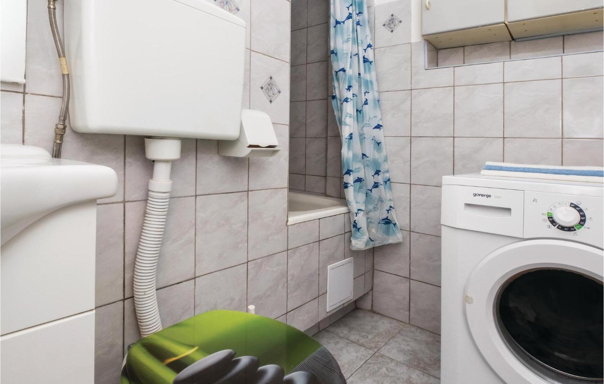 Cozy Apartment In Split With Kitchenette 외부 사진